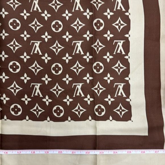 Louis Vuitton Monogram Brown and Cream Silk Scarf - Picture 6 of 10